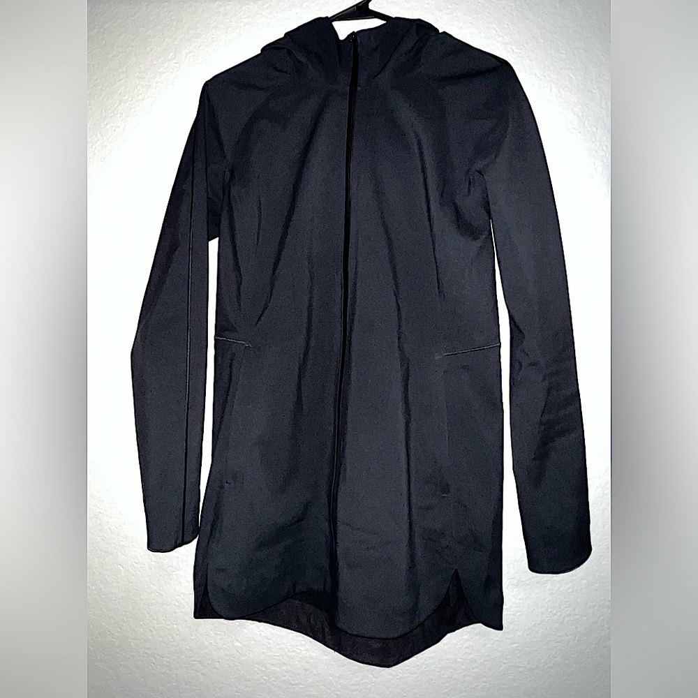 Lululemon Glyde Along Softshell